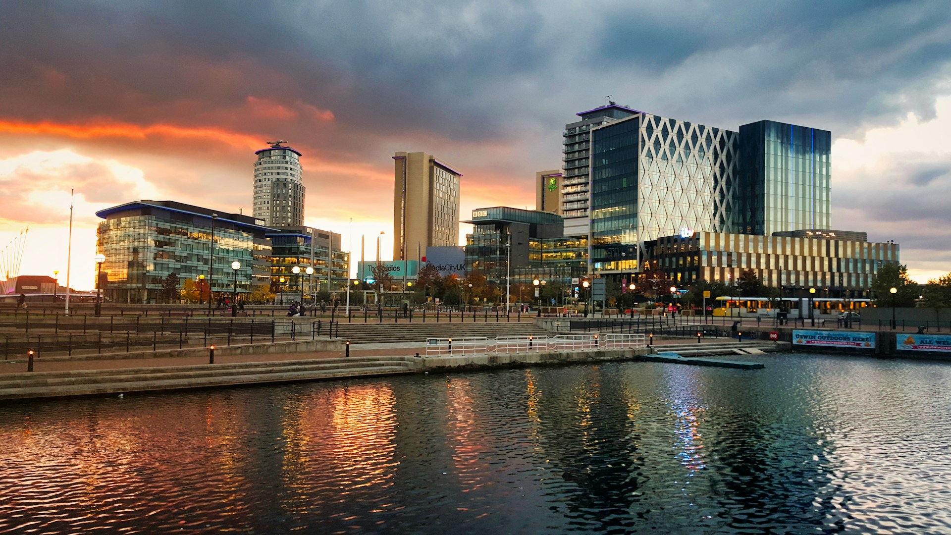 50 Date Ideas in Manchester: Your Ultimate Guide to Romance and Adventure!